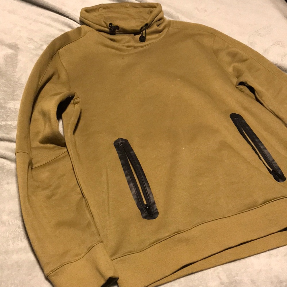 Turtle neck sweater